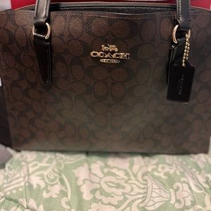 Coach Tote Bag 🤎❤️